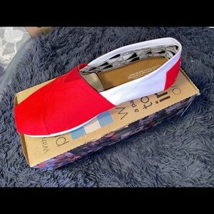 💕University of Wisconsin Toms💕